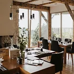 Tri Lucke & Restaurant