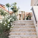 Tri Lucke & Restaurant فندق *