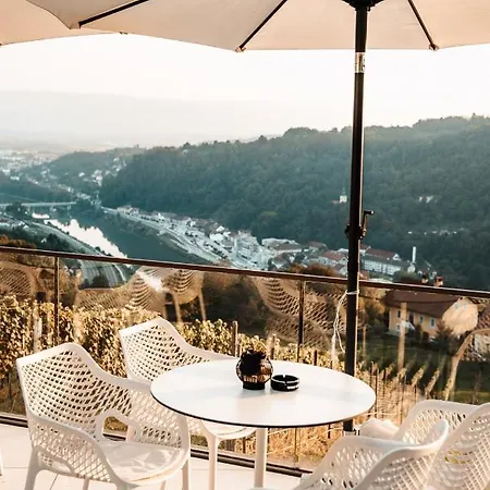 Tri Lucke & Restaurant