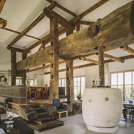 Tri Lucke & Restaurant