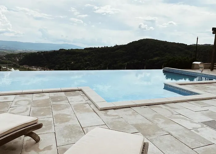 Tri Lucke & Restaurant * Krško