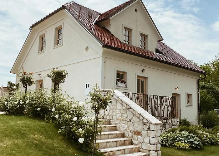 Tri Lucke & Restaurant * Krško