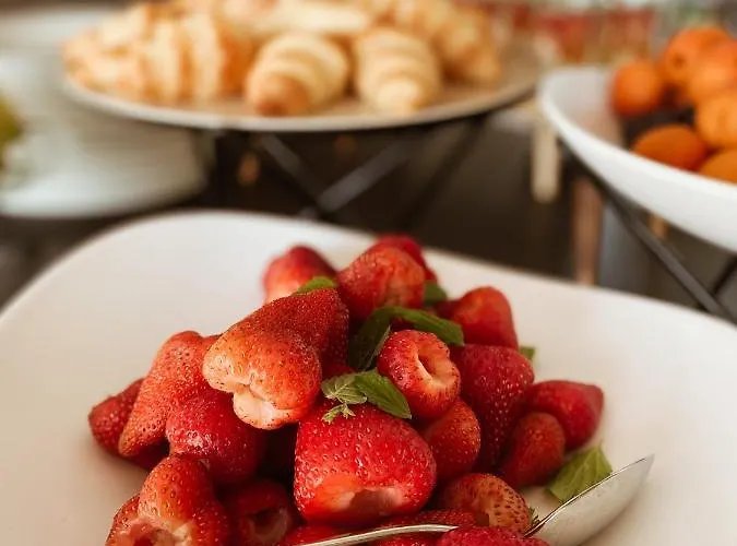 Tri Lucke & Restaurant Hotel *