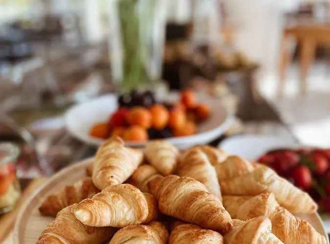 Tri Lucke & Restaurant * Krško