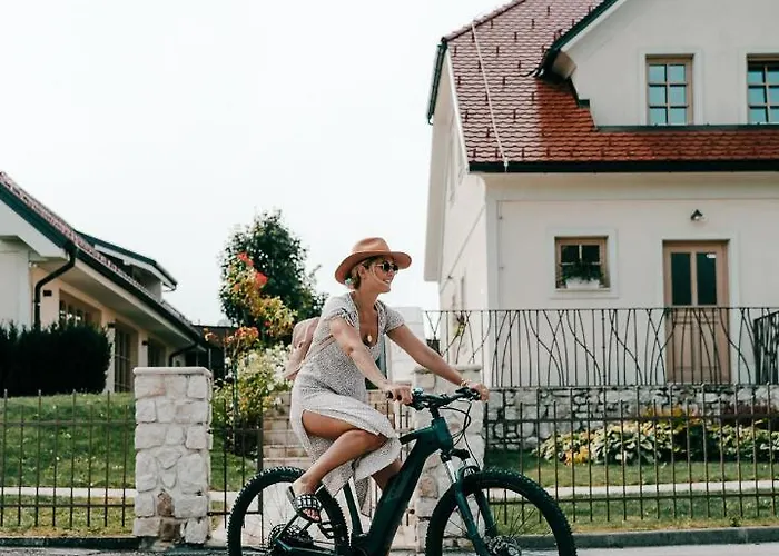 Tri Lucke & Restaurant *