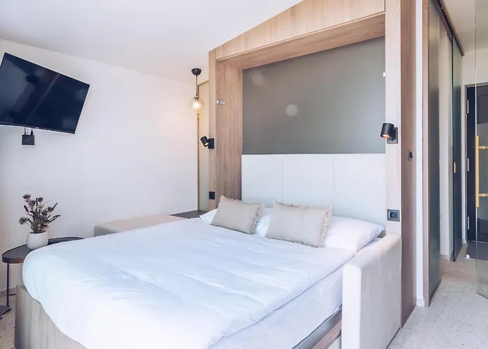 Tri Lucke & Restaurant * Krško