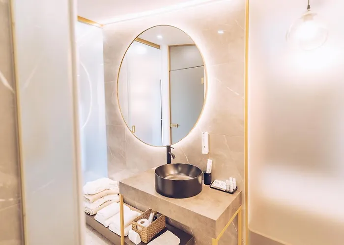 Tri Lucke & Restaurant *