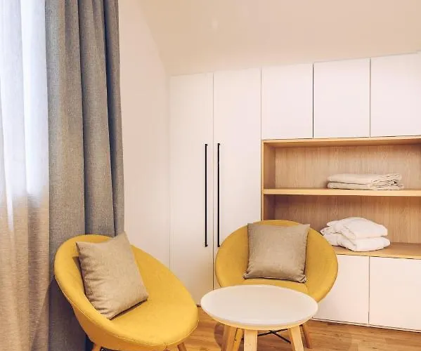 Tri Lucke & Restaurant Krško