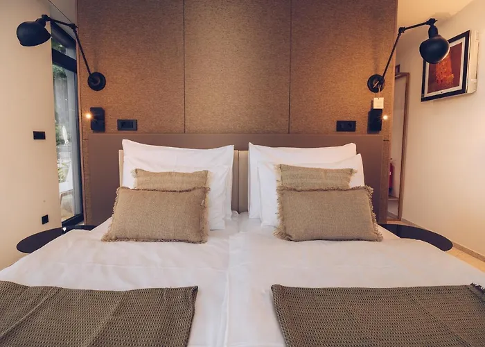 Tri Lucke & Restaurant *